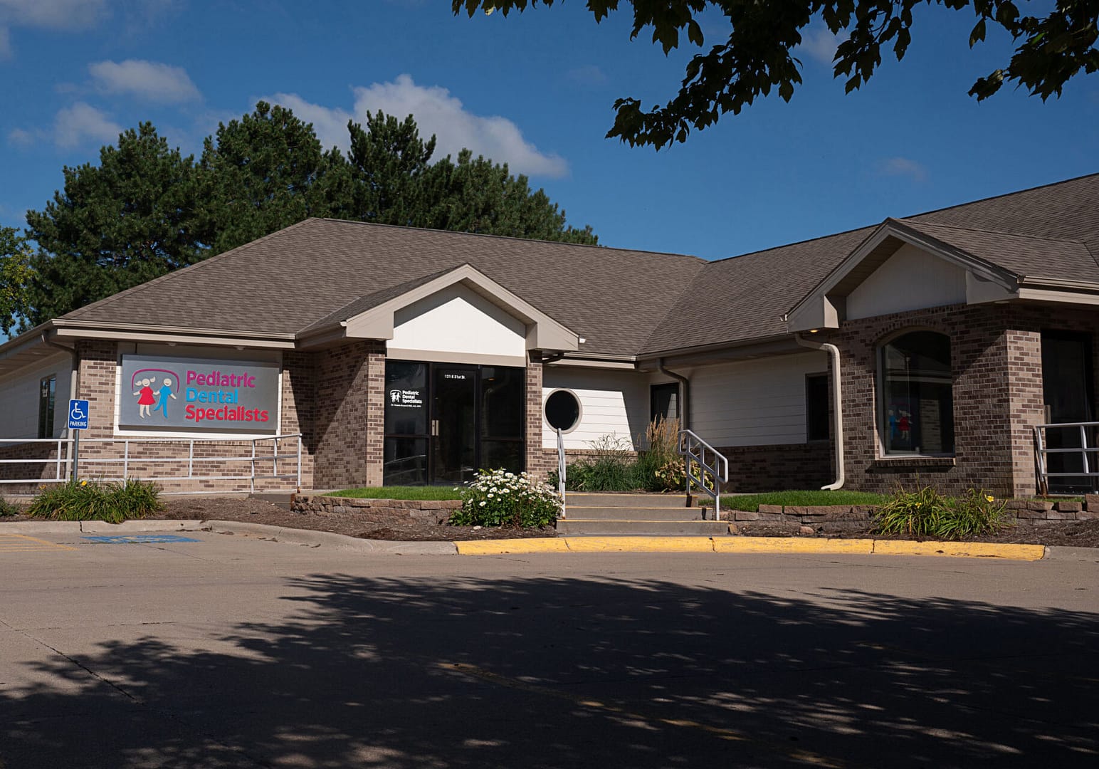 PDS Kearney office building