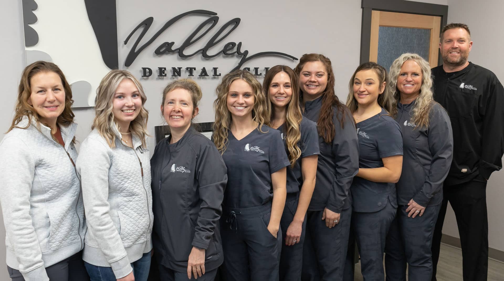 valley dental clinic team