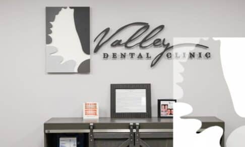 Find the best cosmetic dentist