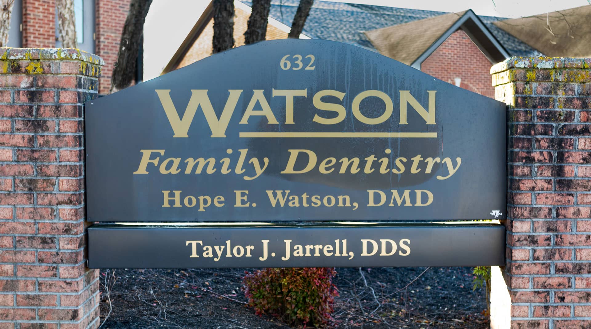Watson Family Dentistry office sign