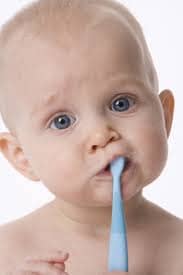 Baby bottle tooth decay symptoms and prevention