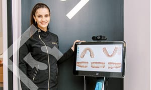 What qualifies the best cosmetic dentist